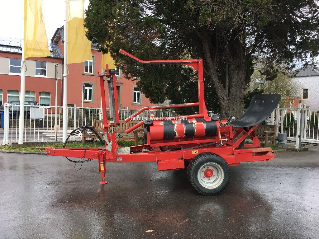 Enrubanneuse trainee -Matériel agricole d'occasion