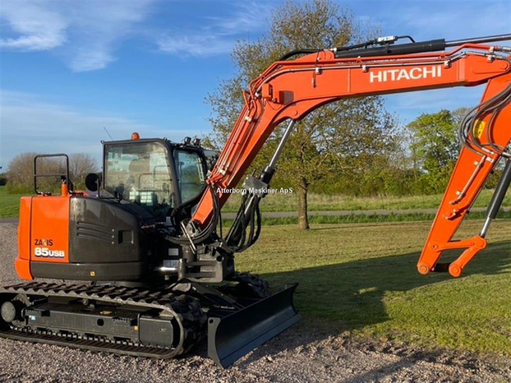 HITACHI ZX 85 USB-6 ZX85USB-6 d'occasion - Pelle - 2023