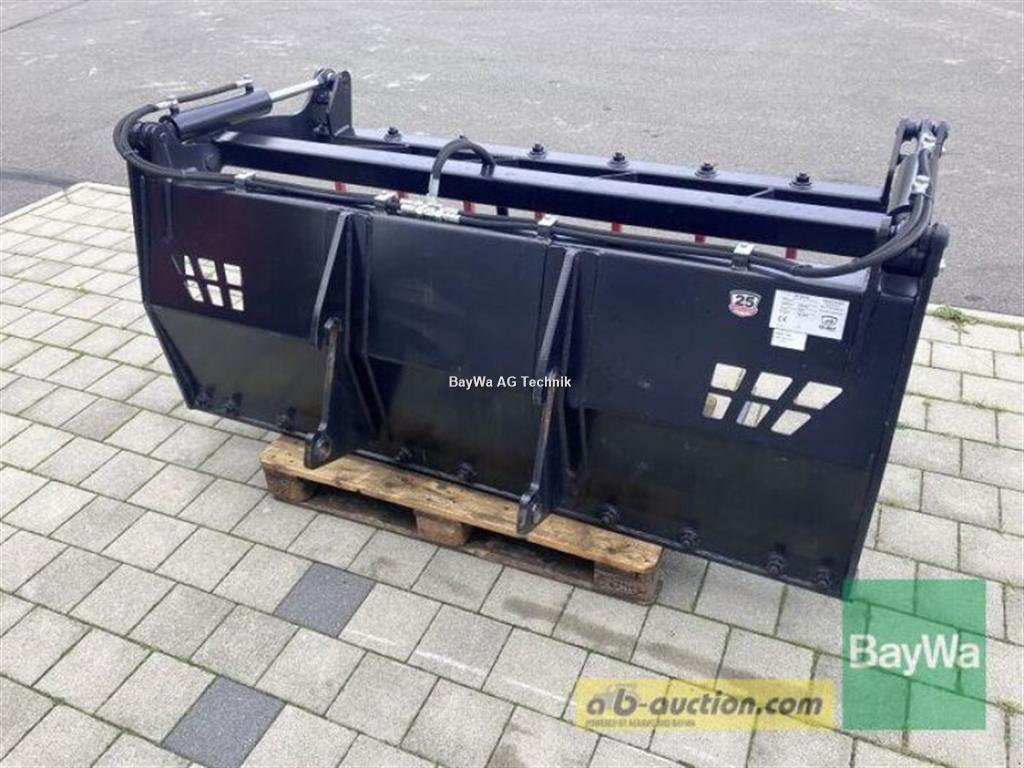 Second-hand GIANT DUNG- UND SILAGEZANGE 200 CM - Additional attachment  tractors - 0