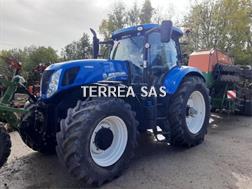 New Holland T7.235