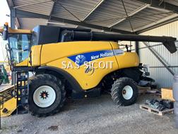 New Holland Moissonneuse batteuse CR 9080 Elevation New Hollan