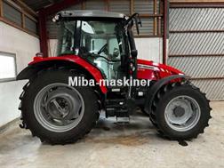 Massey Ferguson 5613