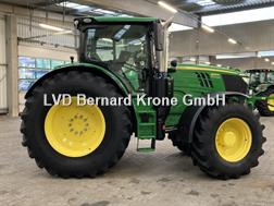 John Deere 6215