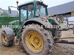 John Deere 6520