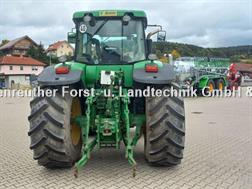 John Deere 7820