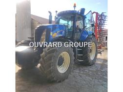 New Holland T8040