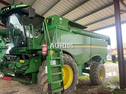 John Deere S770