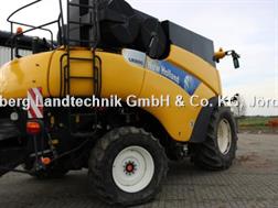 New Holland CR 9090