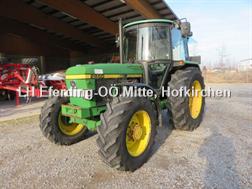 John Deere 2850