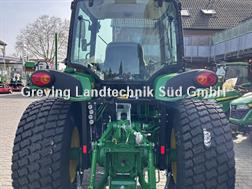 John Deere 4066R