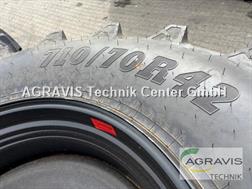 BKT KR710/70R42