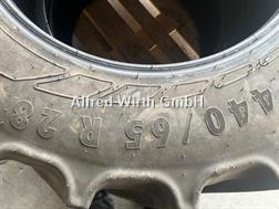 Mitas Reifen 440/65 R 28 und 540/65 R 38, wenig gelaufen