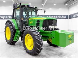 John Deere 6530