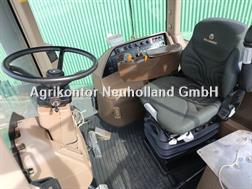 John Deere 8520