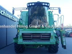 John Deere T 670