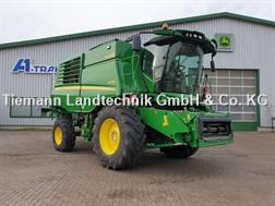 John Deere T 670