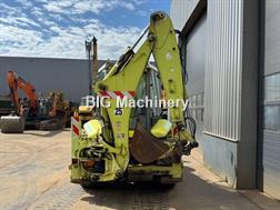 Volvo BL71 backhoe loader