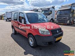 Fiat Dobl&ograve; 1.9 JTD Euro4 - Handgeschakeld - Trek