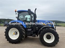 New Holland T 7040