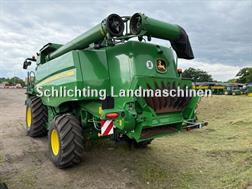 John Deere T 560