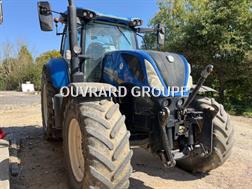 New Holland T7-230PC