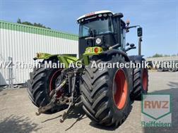 Claas XERION 3300