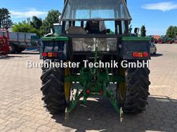 John Deere 2130