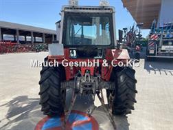Massey Ferguson 560