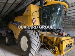 New Holland CR9-90