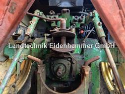 John Deere 3140
