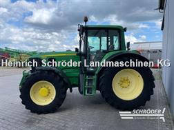 John Deere 6530