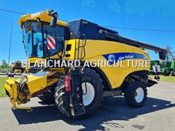 New Holland CX 8080