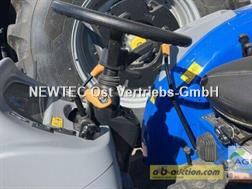 New Holland BOOMER 50