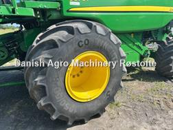 John Deere C 670