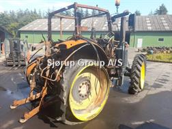 John Deere 6215