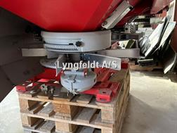 Kverneland Exacta TL 3900 GEOSPREAD