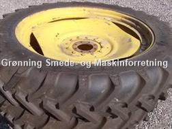 BKT 340/85R46
