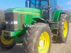 John Deere 7800