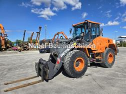 Doosan DL220-5
