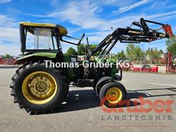 John Deere 2130