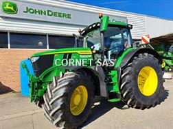 John Deere 6R 215