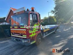 Iveco med skyde lad grill og træk