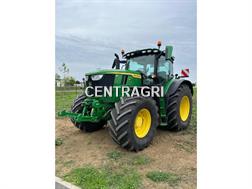 John Deere 6R 215