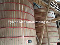 Kongskilde Træsilo Ø ca. 4 m, højde ca. 5,4 m