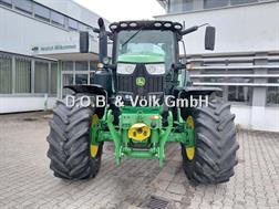 John Deere 6215