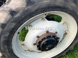 Taurus 270/95R32 - 300/95R46