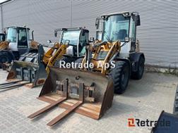 Liebherr 507 Loader