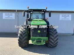 John Deere 8370R