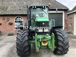 John Deere 6920
