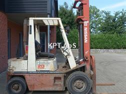 Nissan EH02 A 20U // 2 tons diesel